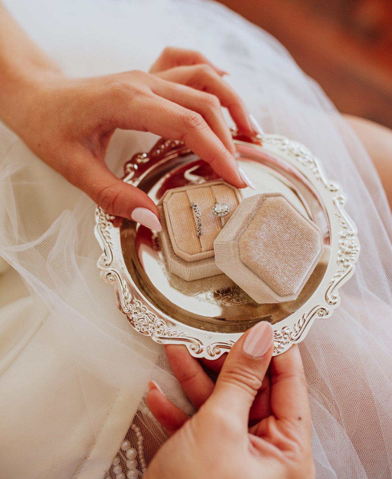 Velvet Rectangular Ring Box